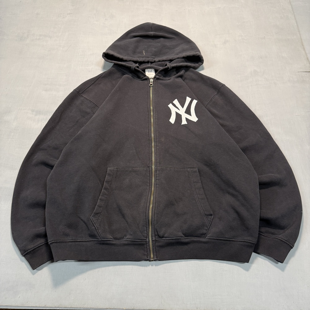 Printed GAP Men's zip-up hoodie Y2K Black Size L